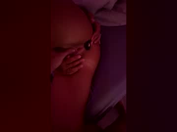 Stream thumbnail lovefunbooty