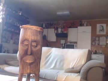 Stream thumbnail lovetobenaked10