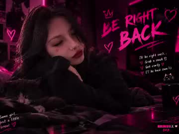 Stream thumbnail lovingirll