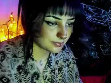 Stream thumbnail luaar_moon