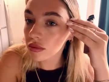Stream thumbnail luannamedel