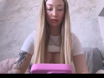 Stream thumbnail lunaalive