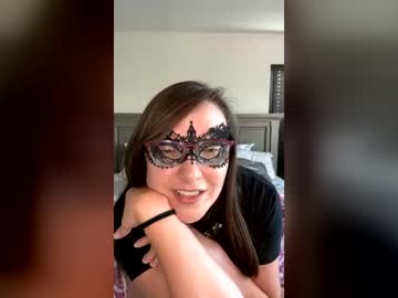 Stream thumbnail lunahluxx