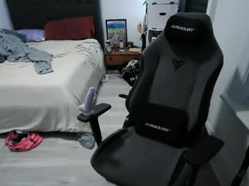 Stream thumbnail lunaraccoona