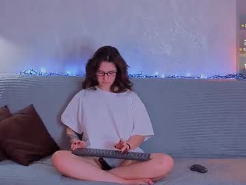 Stream thumbnail lxouise