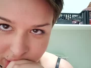 Stream thumbnail madamemelastri