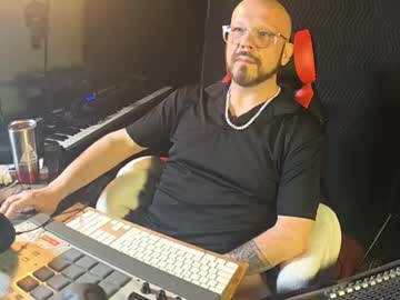 Stream thumbnail maddox840