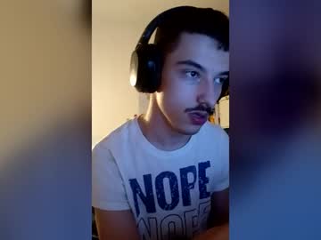 Stream thumbnail male20y