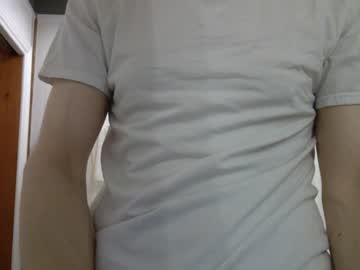 Stream thumbnail manfacey