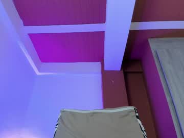Stream thumbnail manuelaevans_