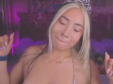 Stream thumbnail manuelaveelez