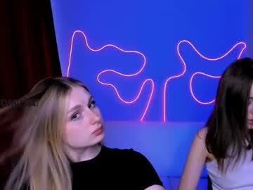 Stream thumbnail mary_meow_hot