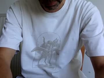 Stream thumbnail maskmalone