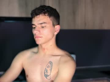 Stream thumbnail maxwool