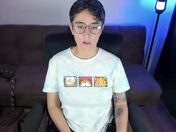 Stream thumbnail medianocheblue