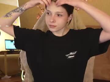 Stream thumbnail medisgirl