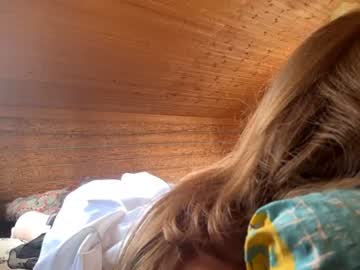 Stream thumbnail merlenenewcomb