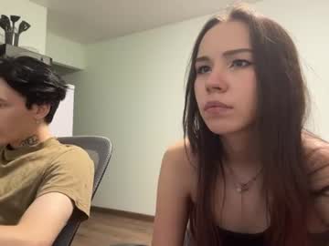 Stream thumbnail merrieflaggs