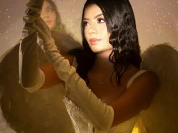 Stream thumbnail mia_kisses2