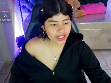 Stream thumbnail mia_kittie_m