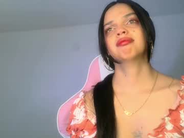 Stream thumbnail mia_lucy_21