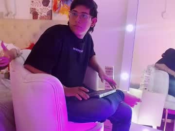 Stream thumbnail midnight_duo_