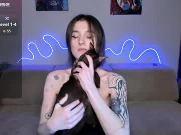 Stream thumbnail mika_reid