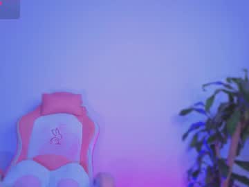 Stream thumbnail milabloom_