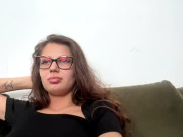Stream thumbnail milahotdesire