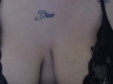 Stream thumbnail milk_sexy23