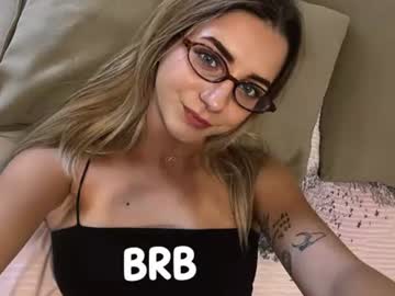 Stream thumbnail milkeyes