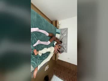 Stream thumbnail minahard