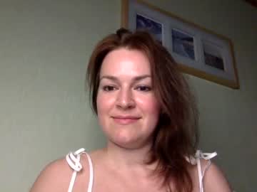 Stream thumbnail miraluxe