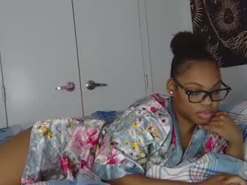 Stream thumbnail misscaramelxo