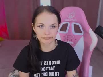 Stream thumbnail mollirose_