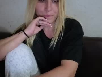 Stream thumbnail mollyforyou