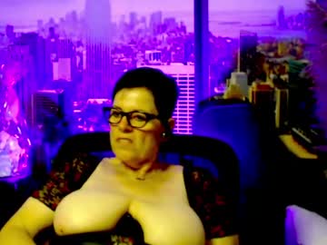 Stream thumbnail mollysun