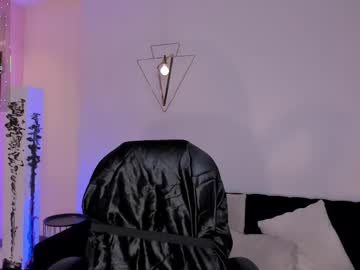 Stream thumbnail mollysunders_