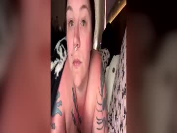 Stream thumbnail mommymarie23