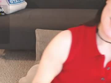 Stream thumbnail momo612238