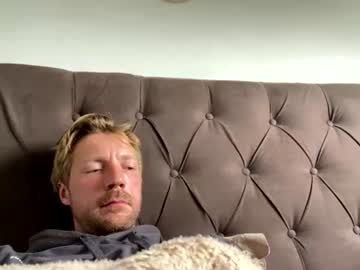 Stream thumbnail mondolorian
