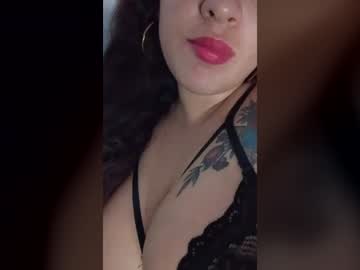 Stream thumbnail monicafindom