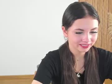 Stream thumbnail monicamartines