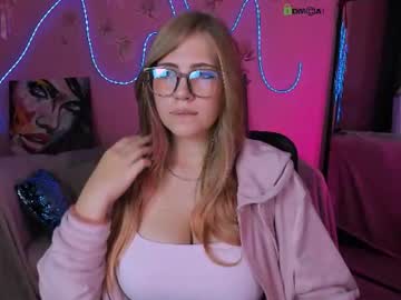 Stream thumbnail moon_angela