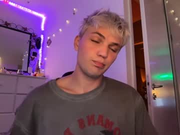 Stream thumbnail moonflamek