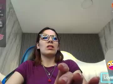 Stream thumbnail nadia_r_