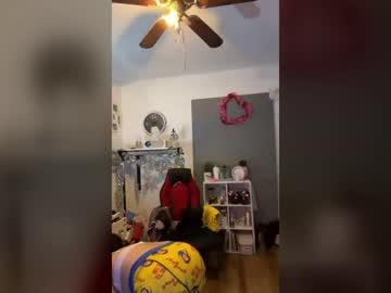 Stream thumbnail nakedtruth68