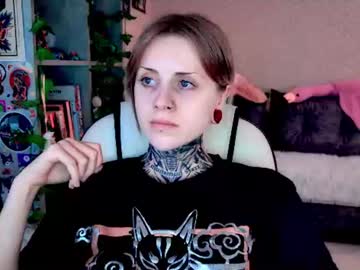 Stream thumbnail nanitamoore