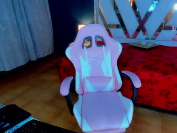 Stream thumbnail naomy_fox1