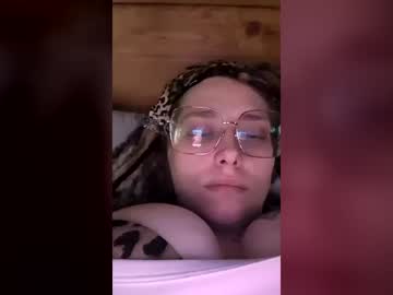 Stream thumbnail naughtyred25